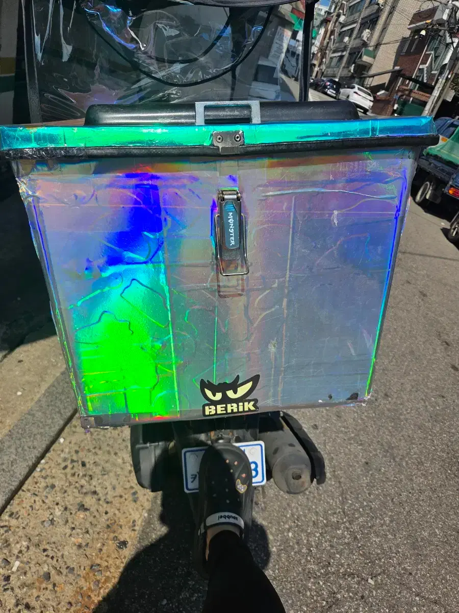 thumbnail-4